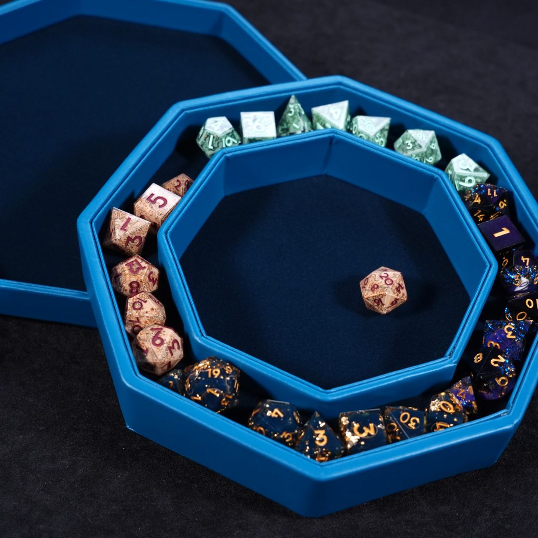 Welcome to Reliquiae Dice Tray & Box
